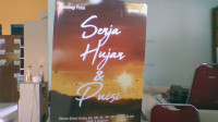 Image of Senja Hujan dan Puisi